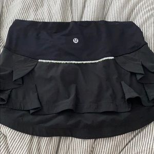 Black lululemon skirt